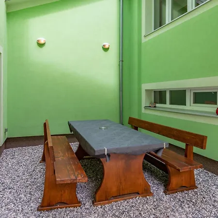 Kika, A New, Modern And Romantic With A Pool * Krapan