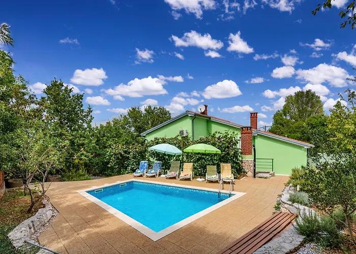 Vikendica Kika, A New, Modern And Romantic With A Pool