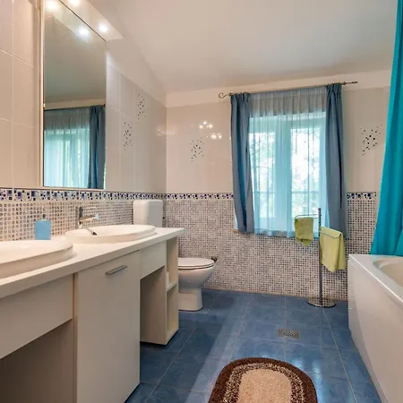 Kika, A New, Modern And Romantic With A Pool Semesterbostad