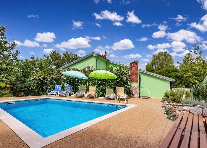 Kika, A New, Modern And Romantic With A Pool