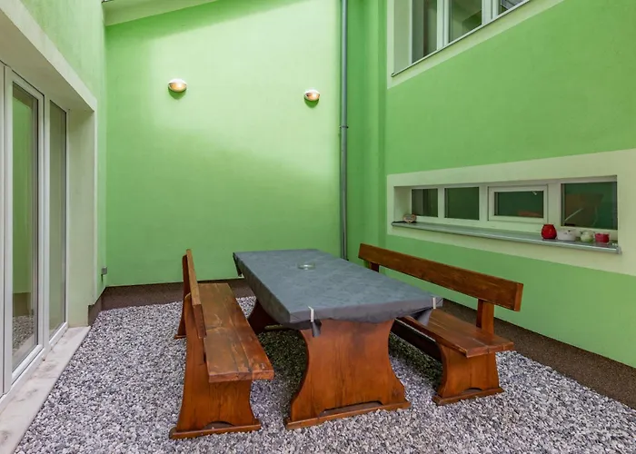 Kika, A New, Modern And Romantic With A Pool * Krapan