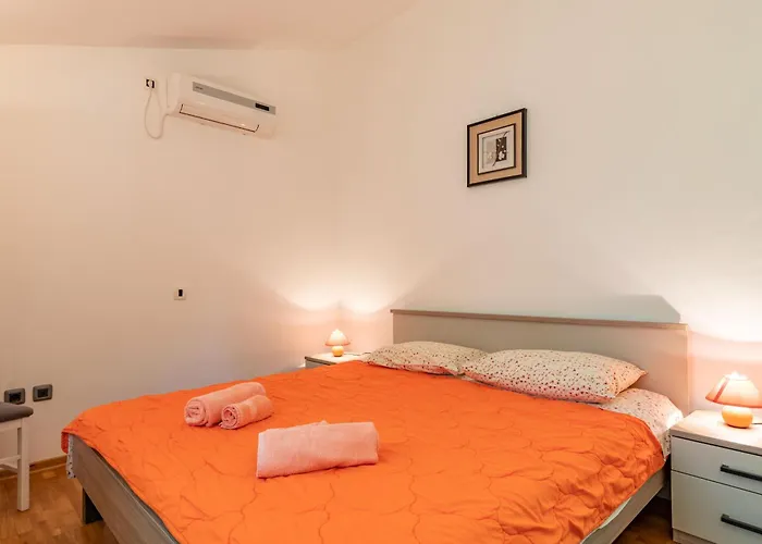 Kika, A New, Modern And Romantic With A Pool Hébergement de vacances Krapan